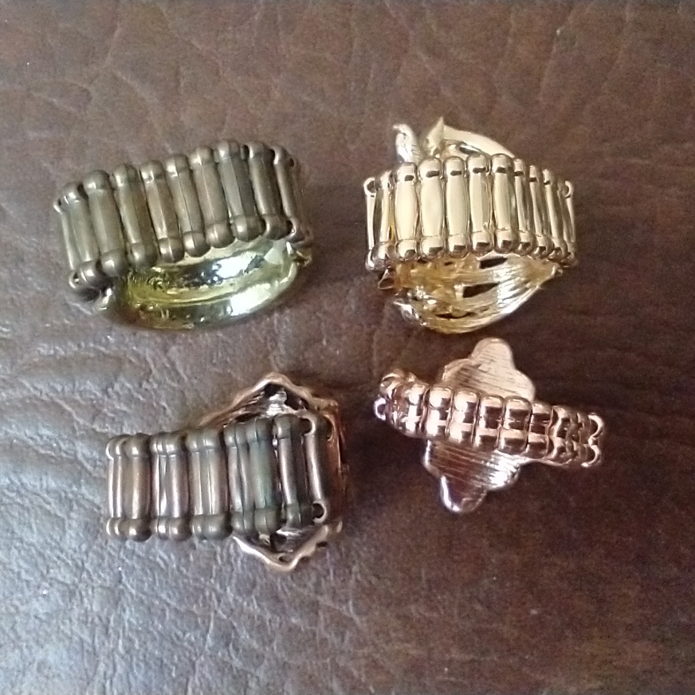 4 Gorgeous Stretch Rings! #R6 - Picture 2 of 8